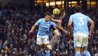 Kulusevski earns Tottenham dramatic draw at Man City